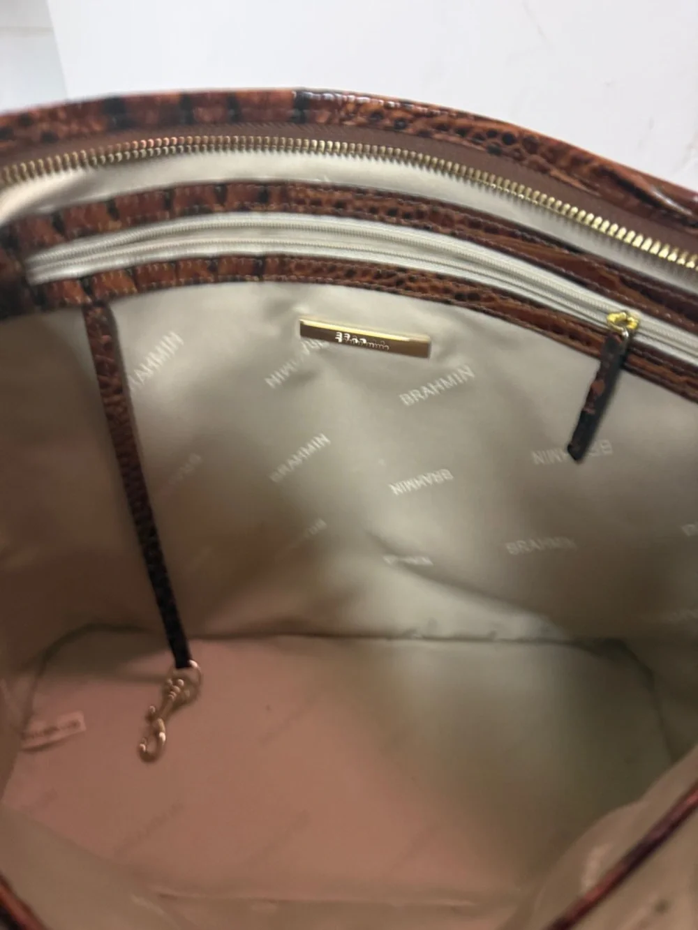 Brahmin Medium Asher Tote in Pecan Melbourne Leather - Clean & Dust Bag Included - Picture 7 of 9
